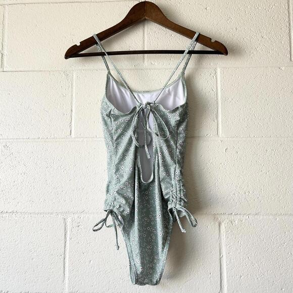Unbranded Green Floral Open Back One Piece Swimsuit Women's XS - Picture 3 of 5